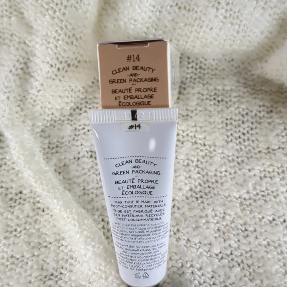 theBalm Cosmetics Anne T. Dotes Liquid Concealer in #14 Fair, 9g/0.32oz